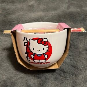 NWT Hello Kitty Ramen Bowl with Chopsticks